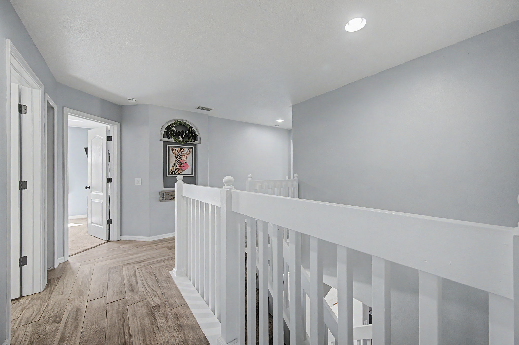 Upper Landing3