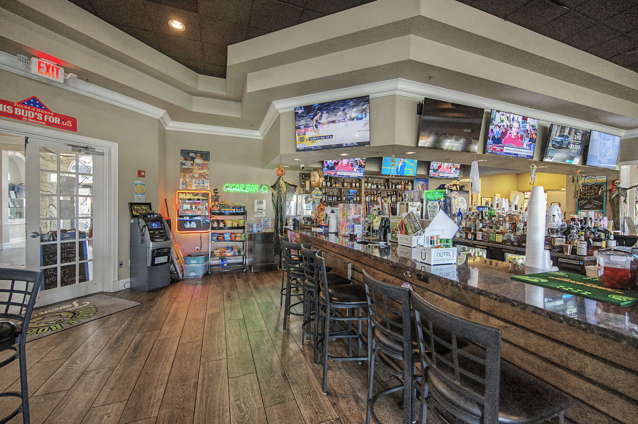 Clubhouse11 Bar