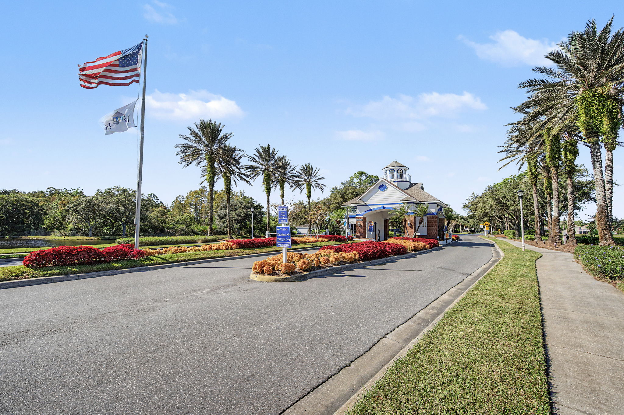 Heritage Harbor Gated Entry1