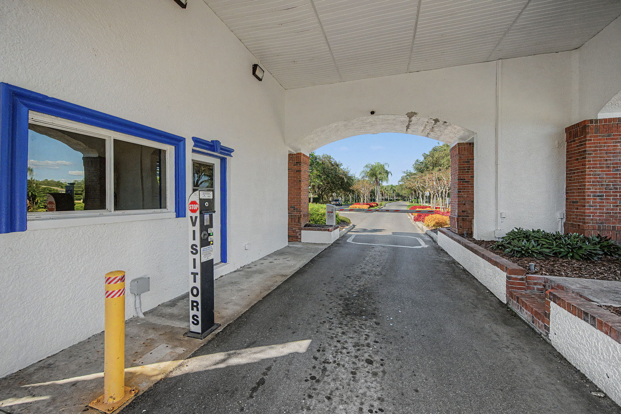 Heritage Harbor Gated Entry4