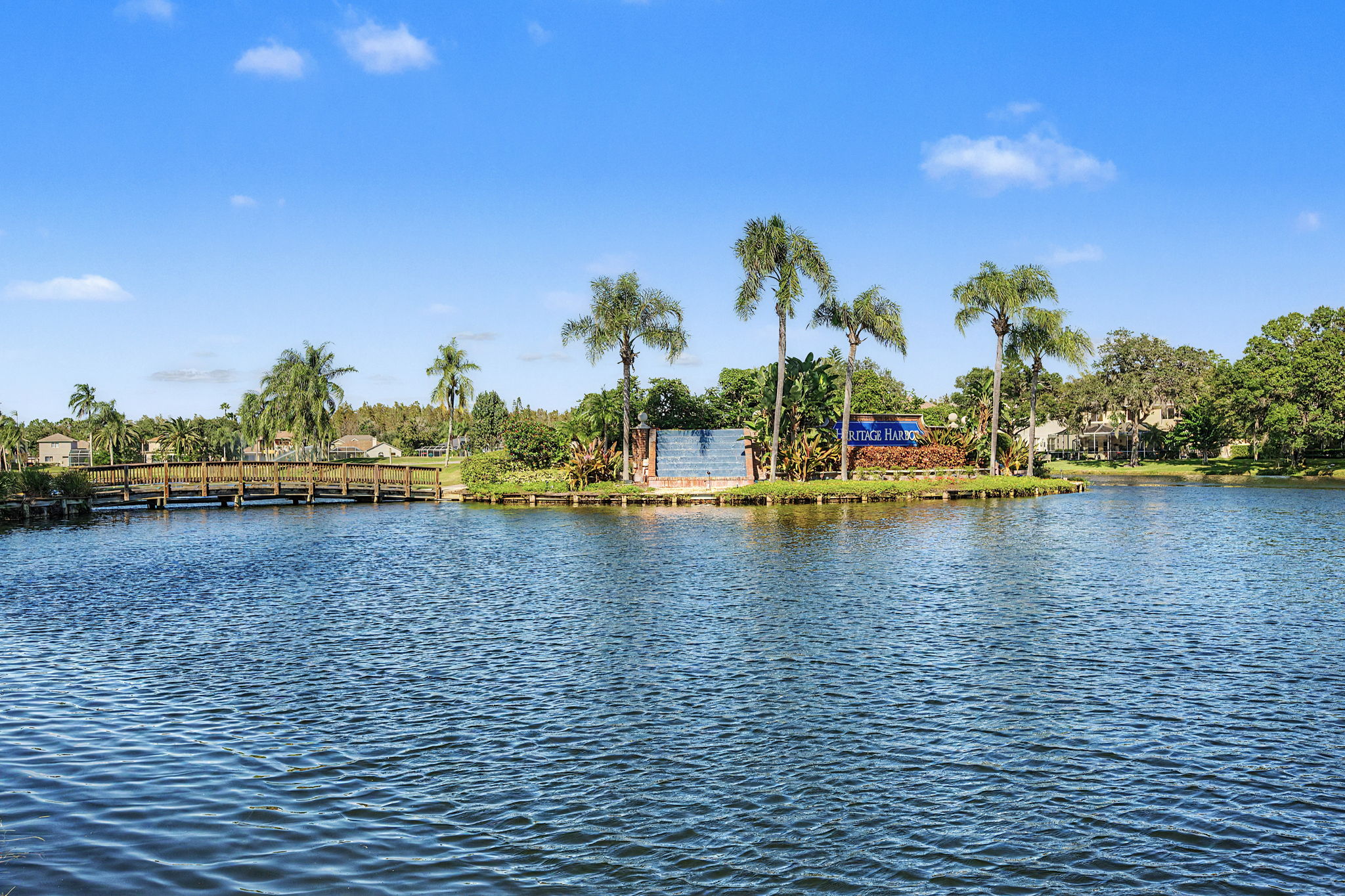 Heritage Harbor Gated Entry8