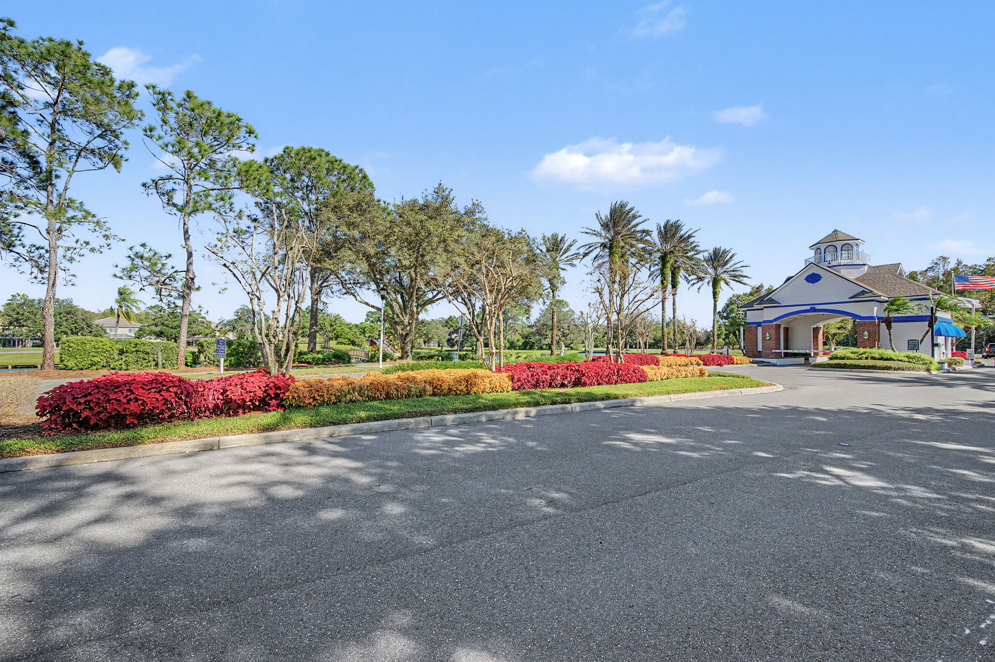 Heritage Harbor Gated Entry11