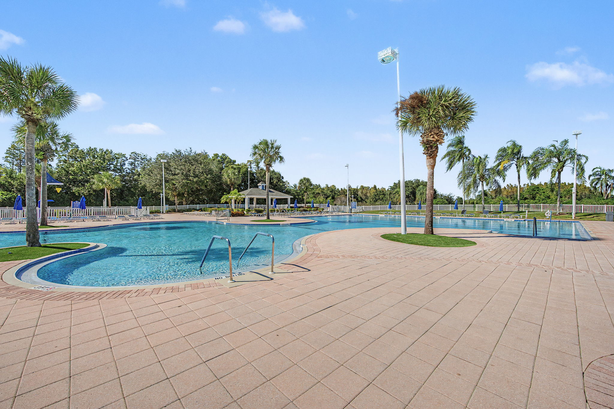 Pool24
