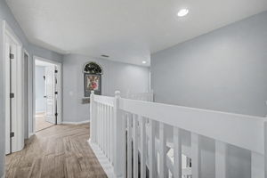 Upper Landing3