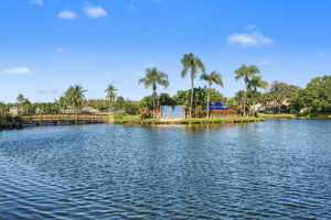 Heritage Harbor Gated Entry8