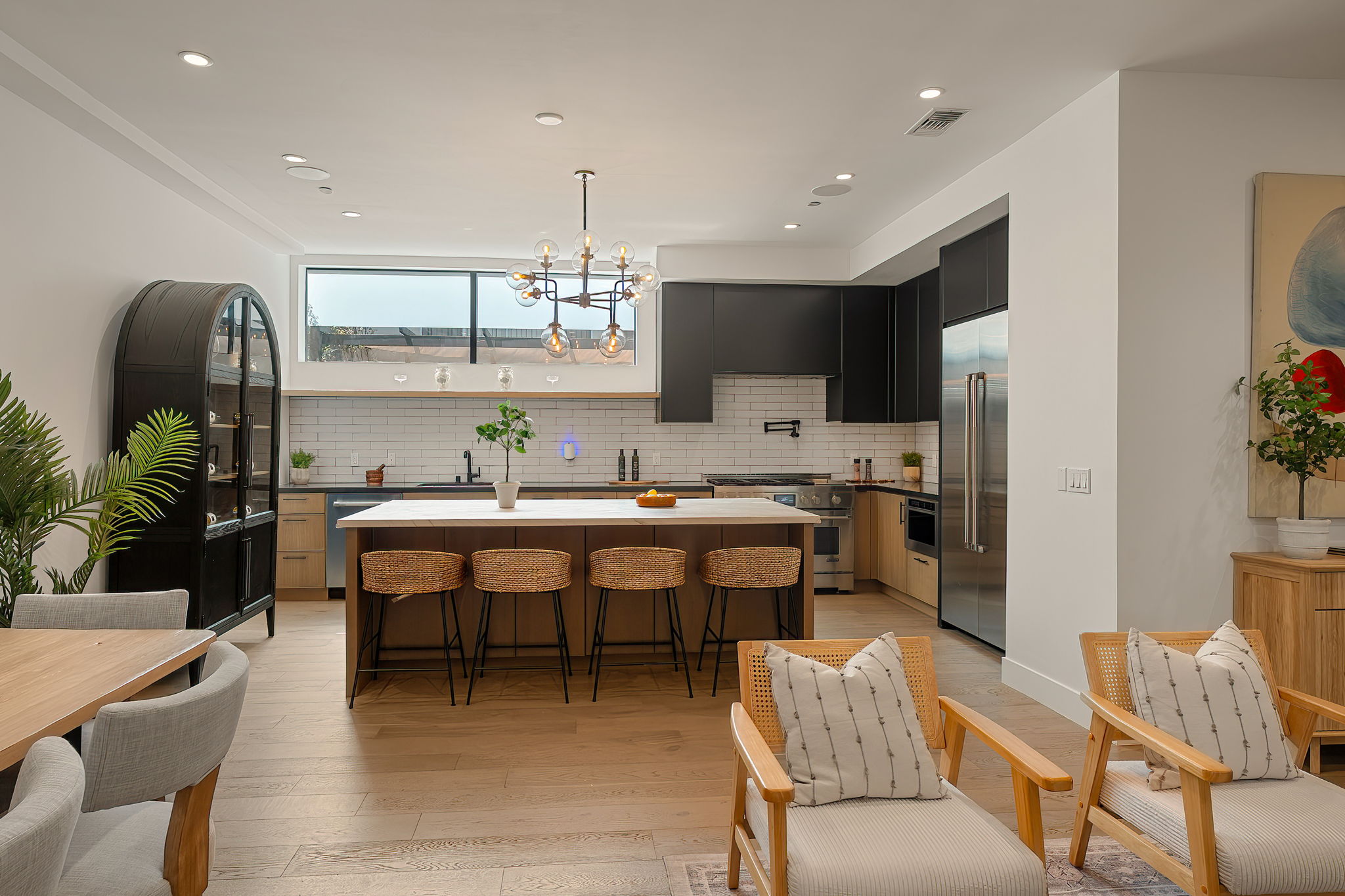 1927 18th Street B-12