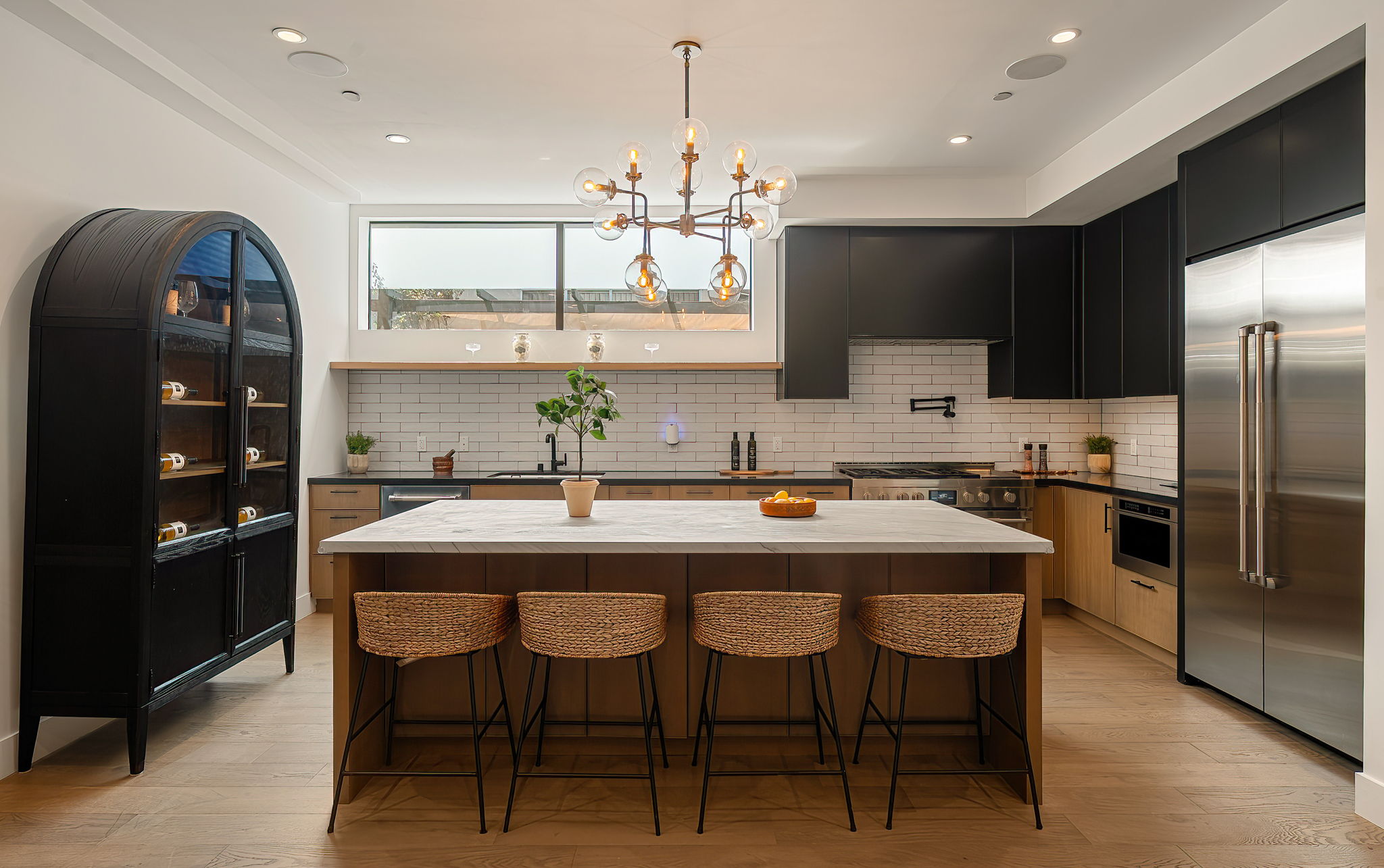 1927 18th Street B-14