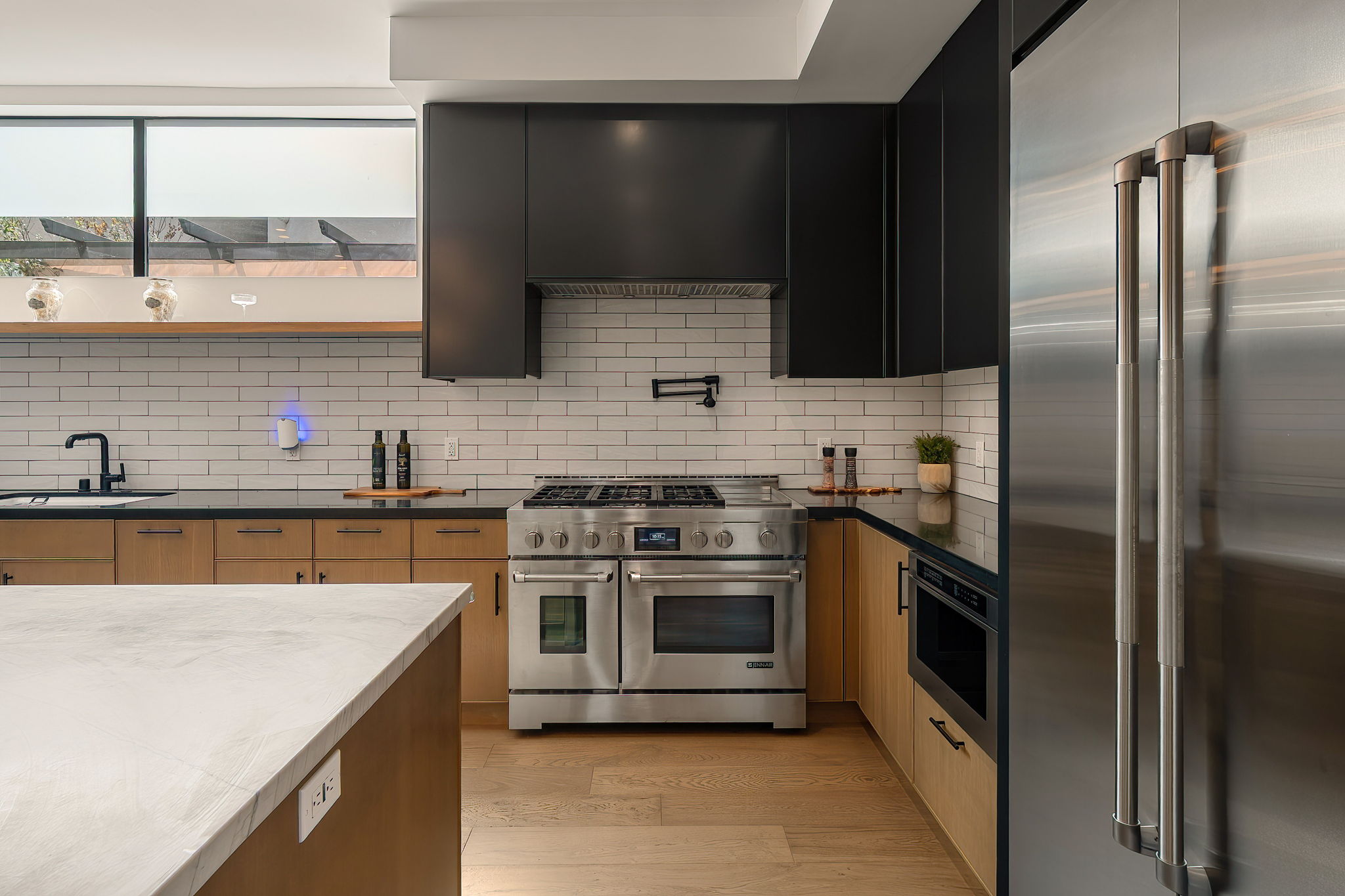 1927 18th Street B-15