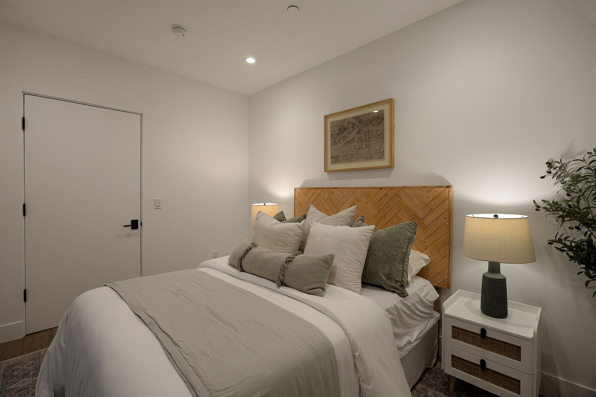 1927 18th Street B-62