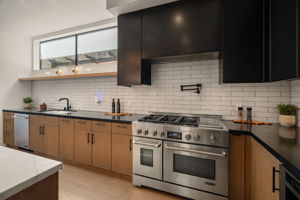 1927 18th Street B-16
