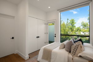 1927 18th Street B-40