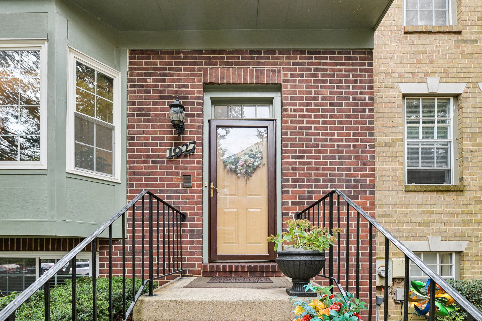 Amberstone Ct-S0110-002.jpg