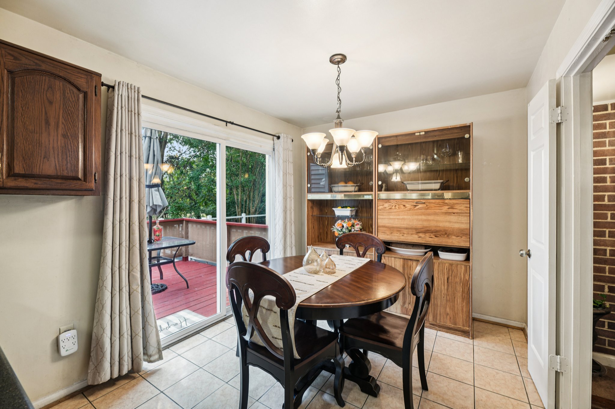 Amberstone Ct-S0110-012.jpg