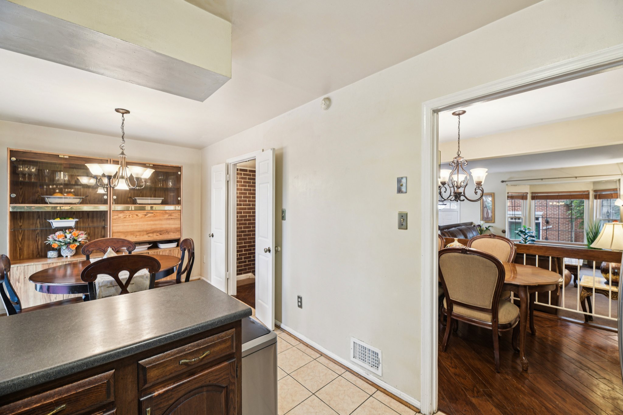 Amberstone Ct-S0110-015.jpg