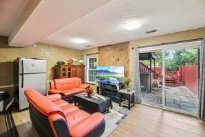Amberstone Ct-S0110-035.jpg