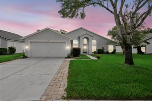 1927_Magies_Ct_Oviedo_FL_32766_DSC05153 day to dusk.jpeg