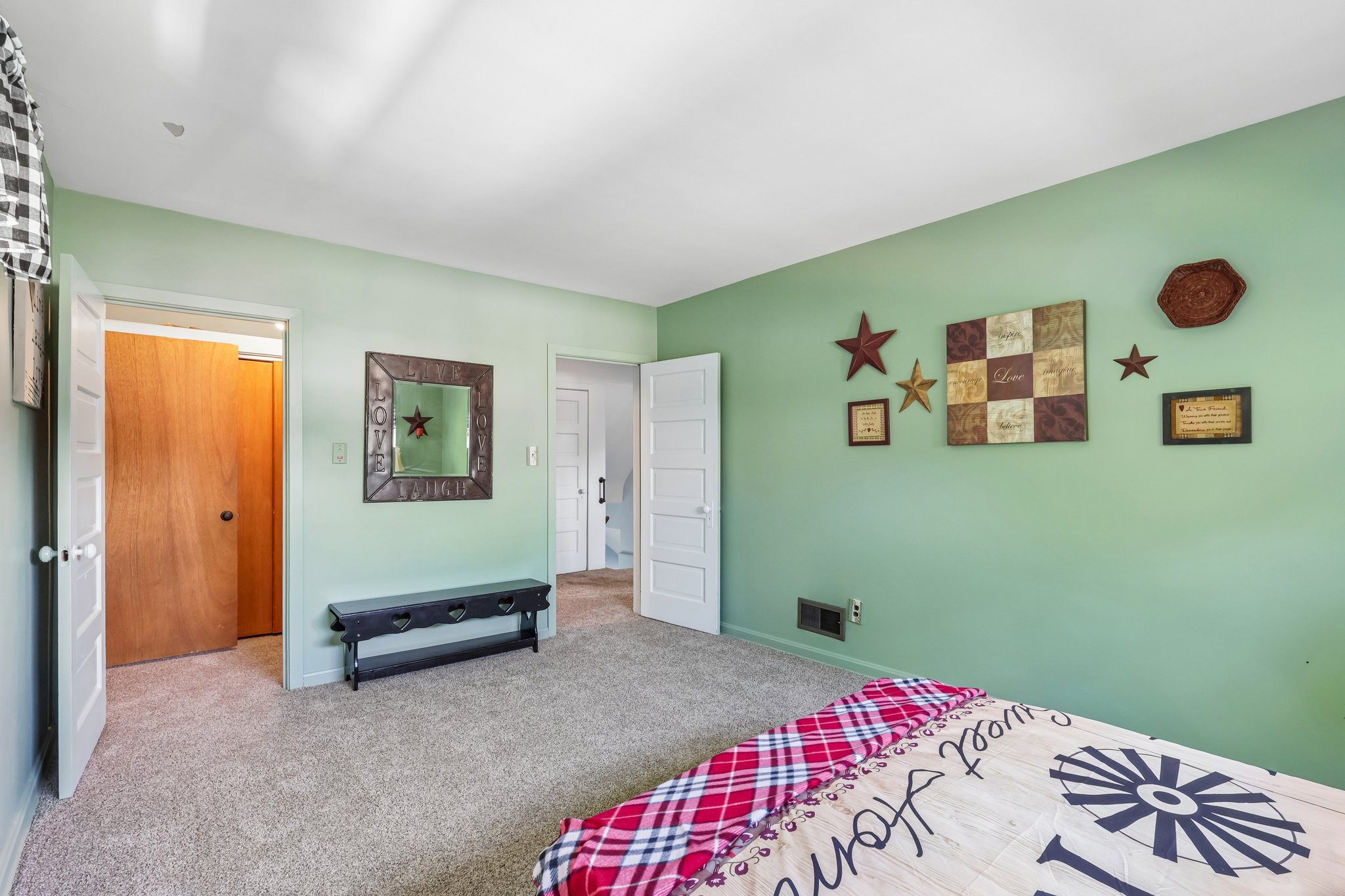 W Prospect Rd-S0907-027.jpg