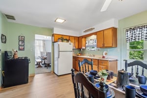 W Prospect Rd-S0907-015.jpg