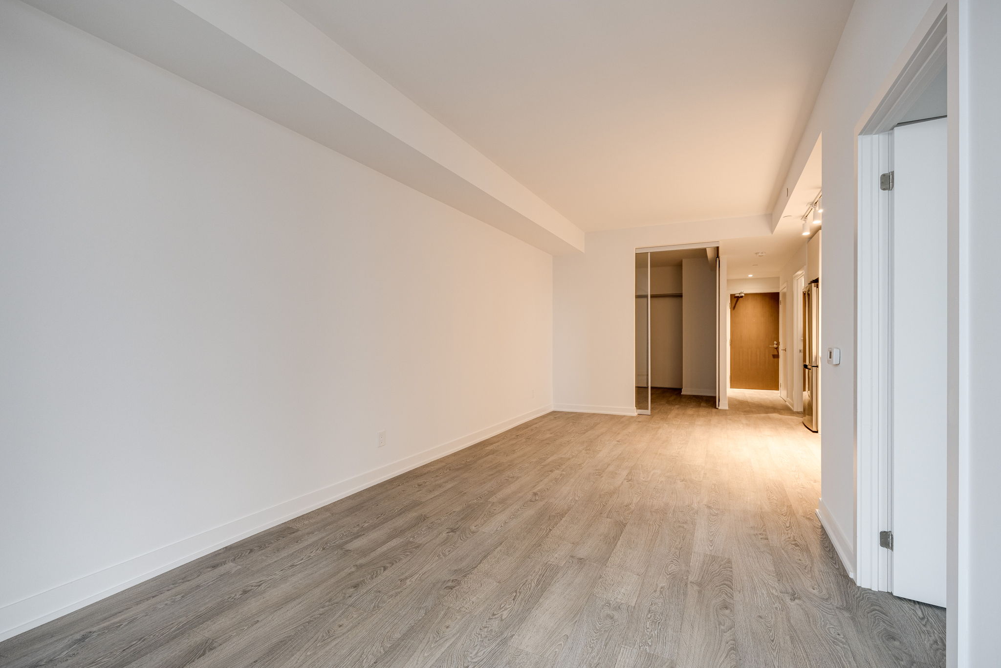 Toronto property showcase — delivered property photograph 9