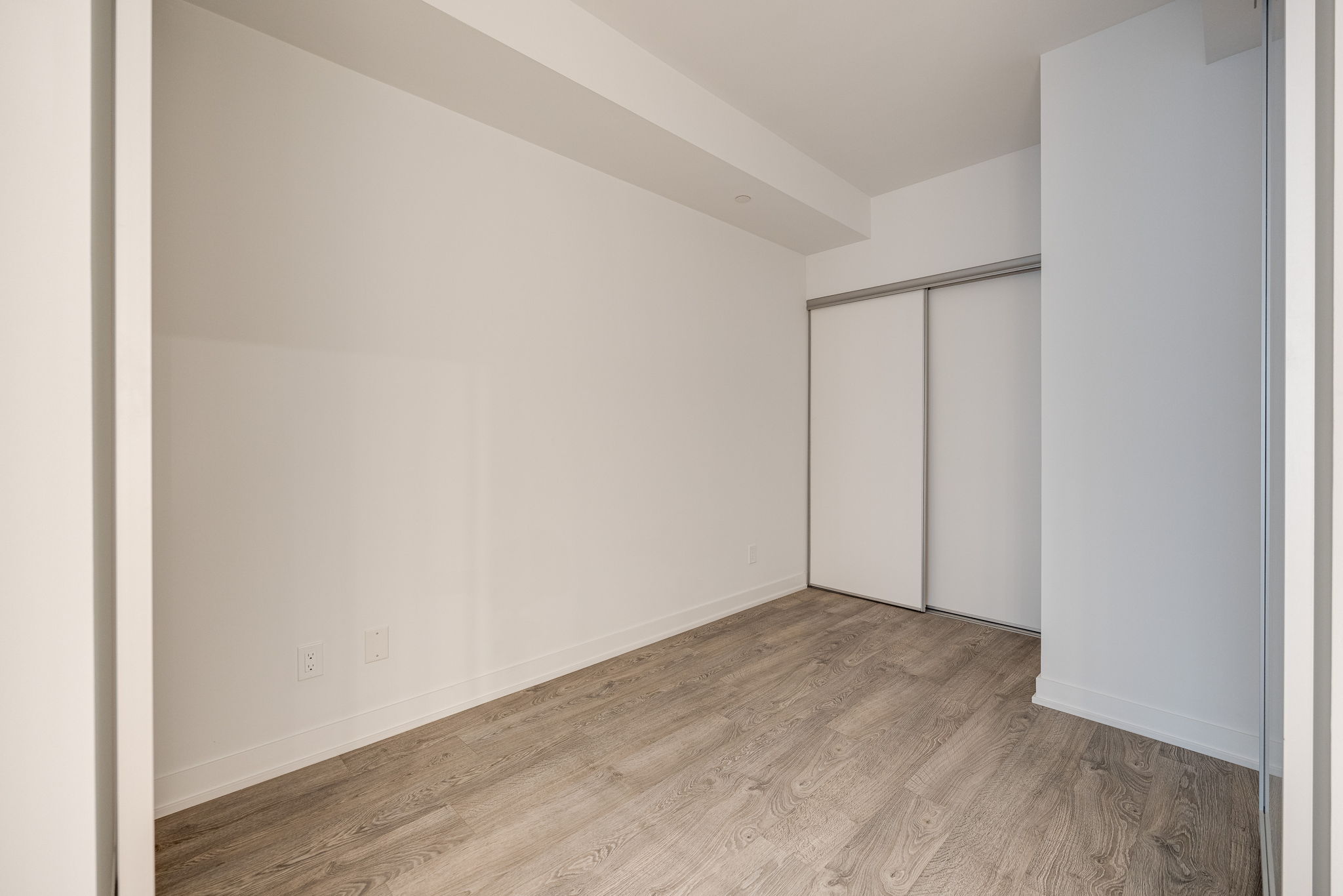 Toronto property showcase — delivered property photograph 15