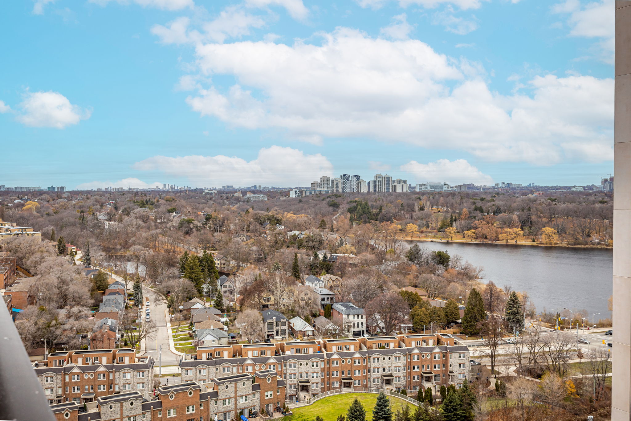 Toronto property showcase — delivered property photograph 26