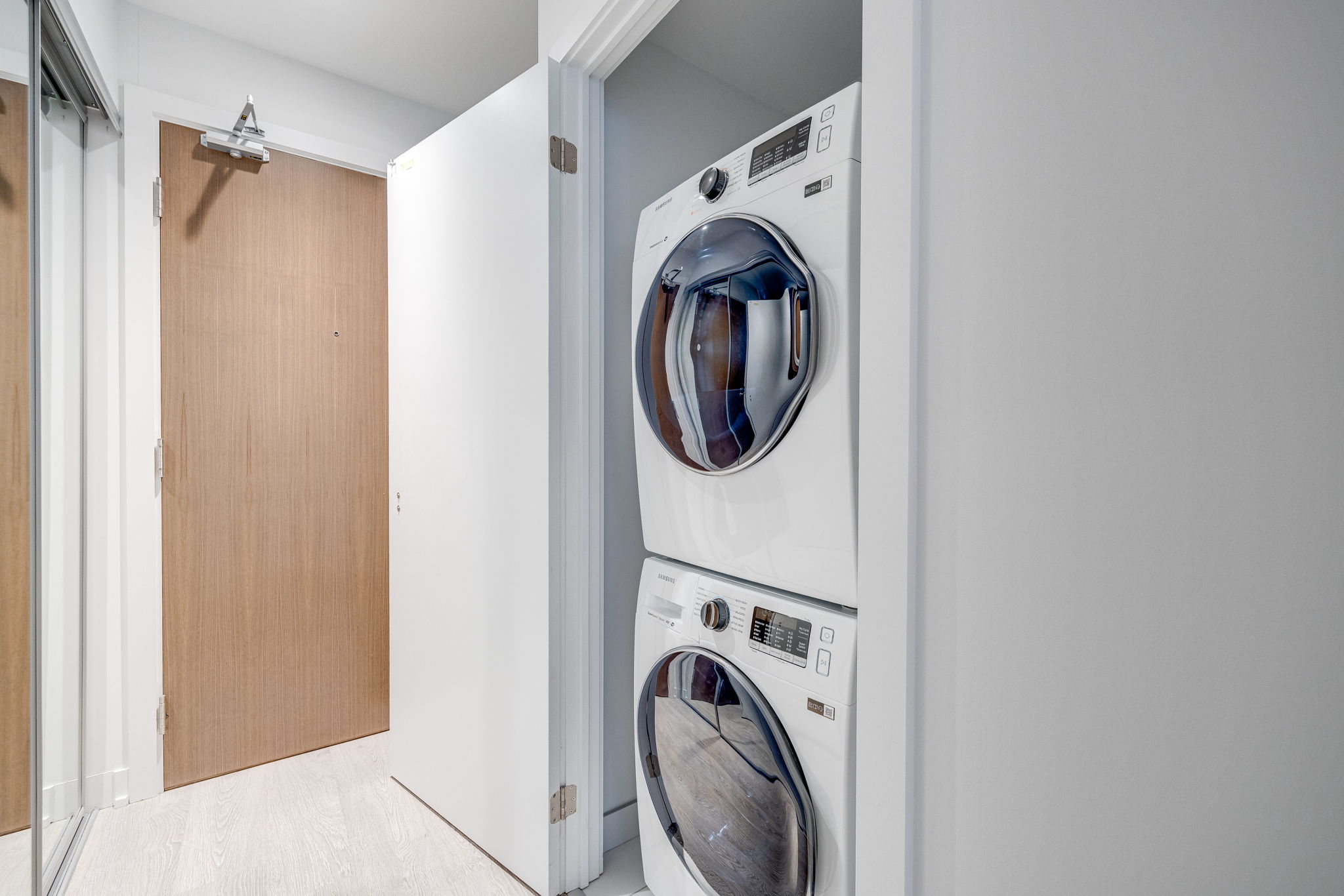 Toronto property showcase — delivered property photograph 12