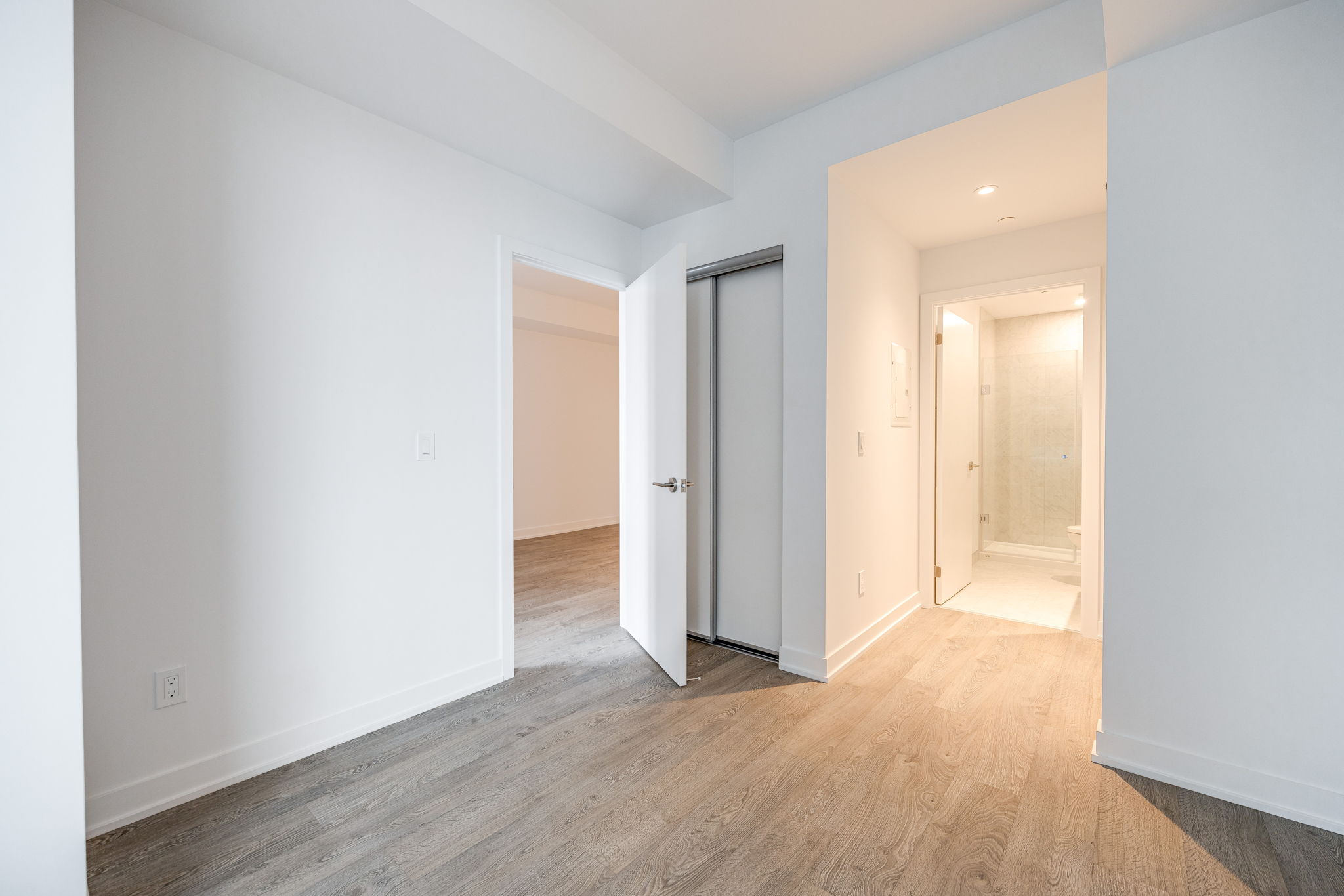 Toronto property showcase — delivered property photograph 18