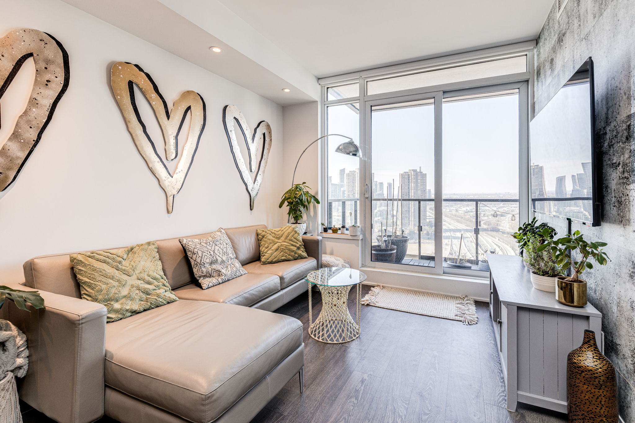 Toronto property showcase — delivered property photograph 10