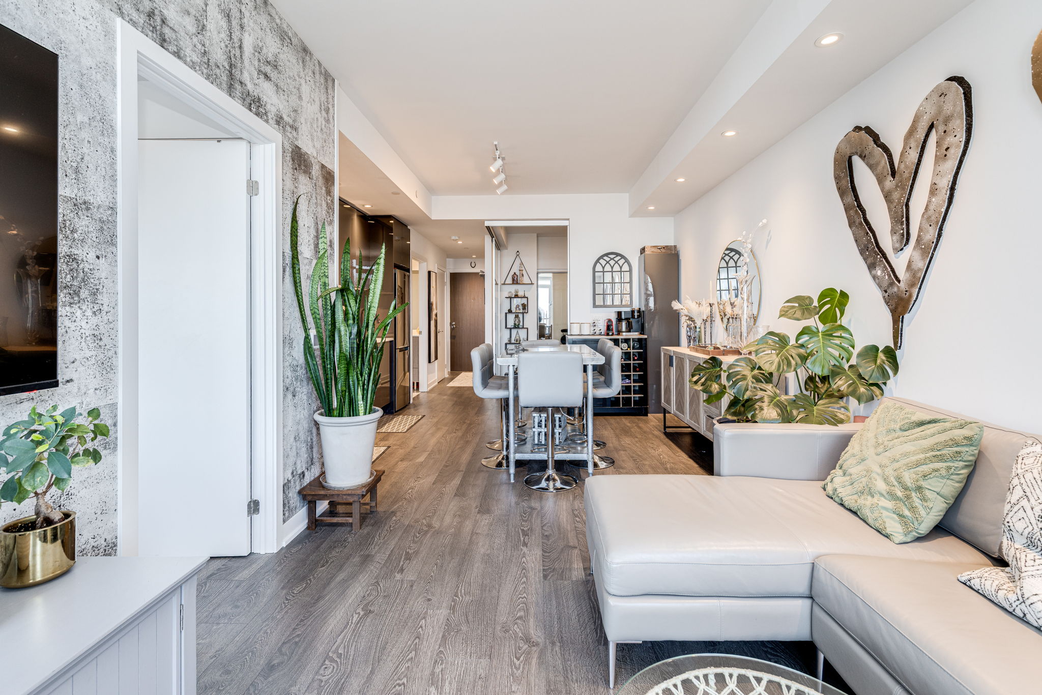 Toronto property showcase — delivered property photograph 11