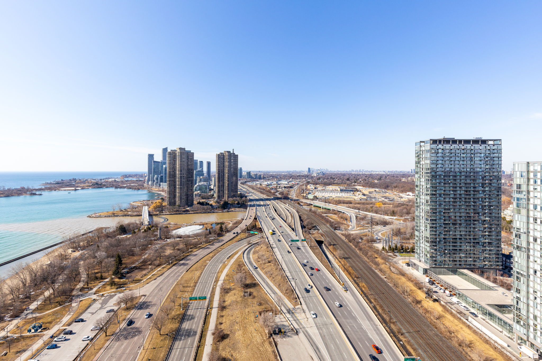 Toronto property showcase — delivered property photograph 25