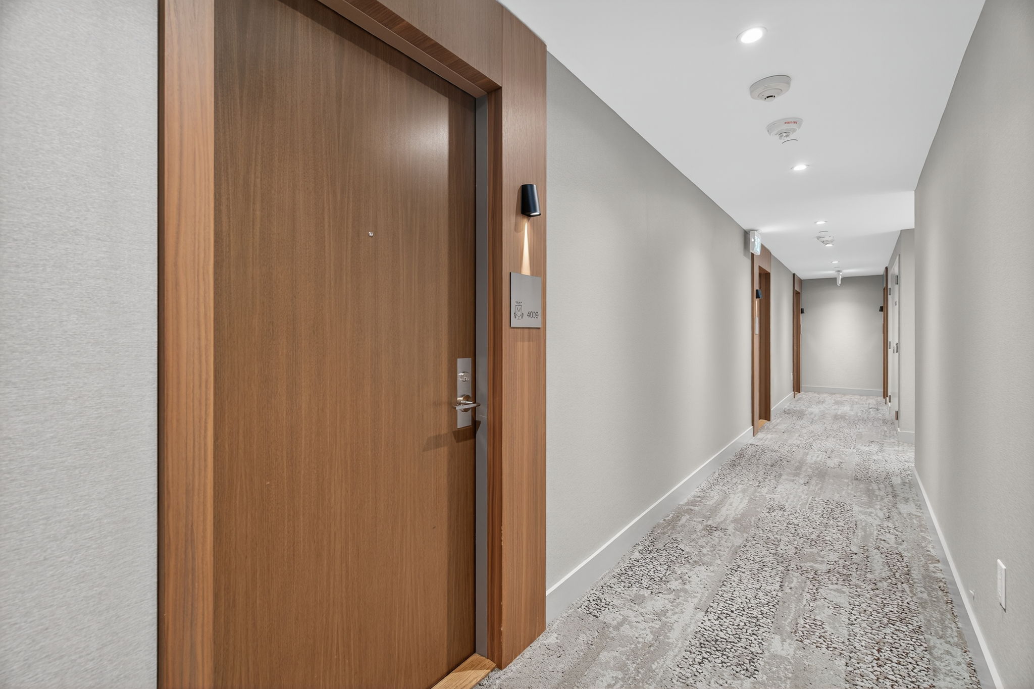 1928 Lake Shore Blvd W Unit 4009 Toronto, ON M6S 0B1
