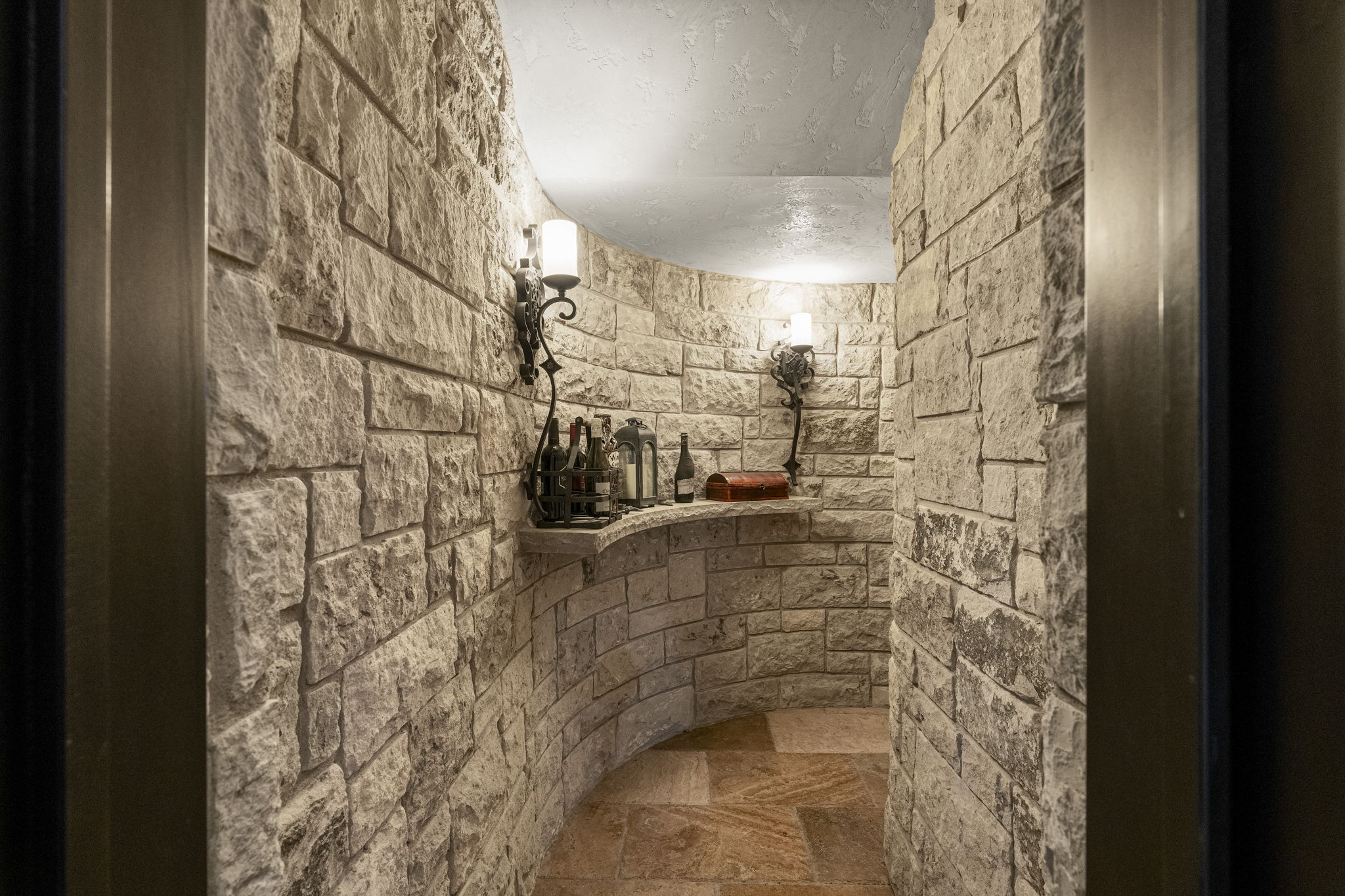  Photo 34