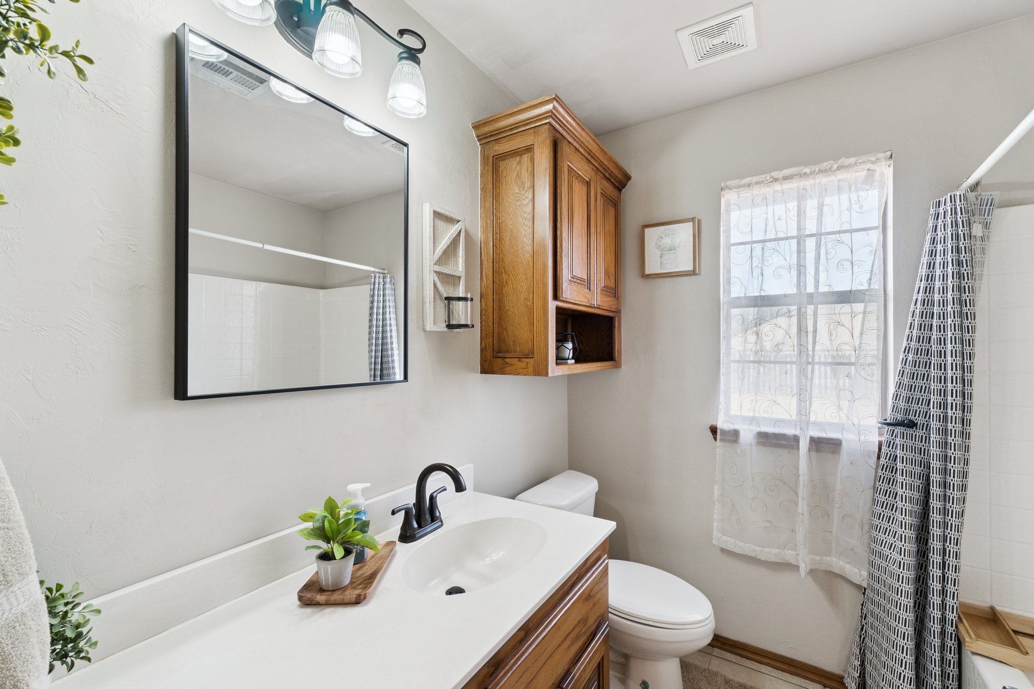 1928 SW 9th St_037.jpg