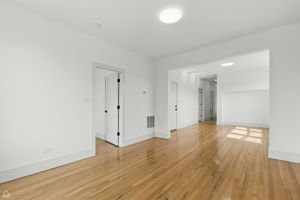 1928 W 21st St - 2F_004