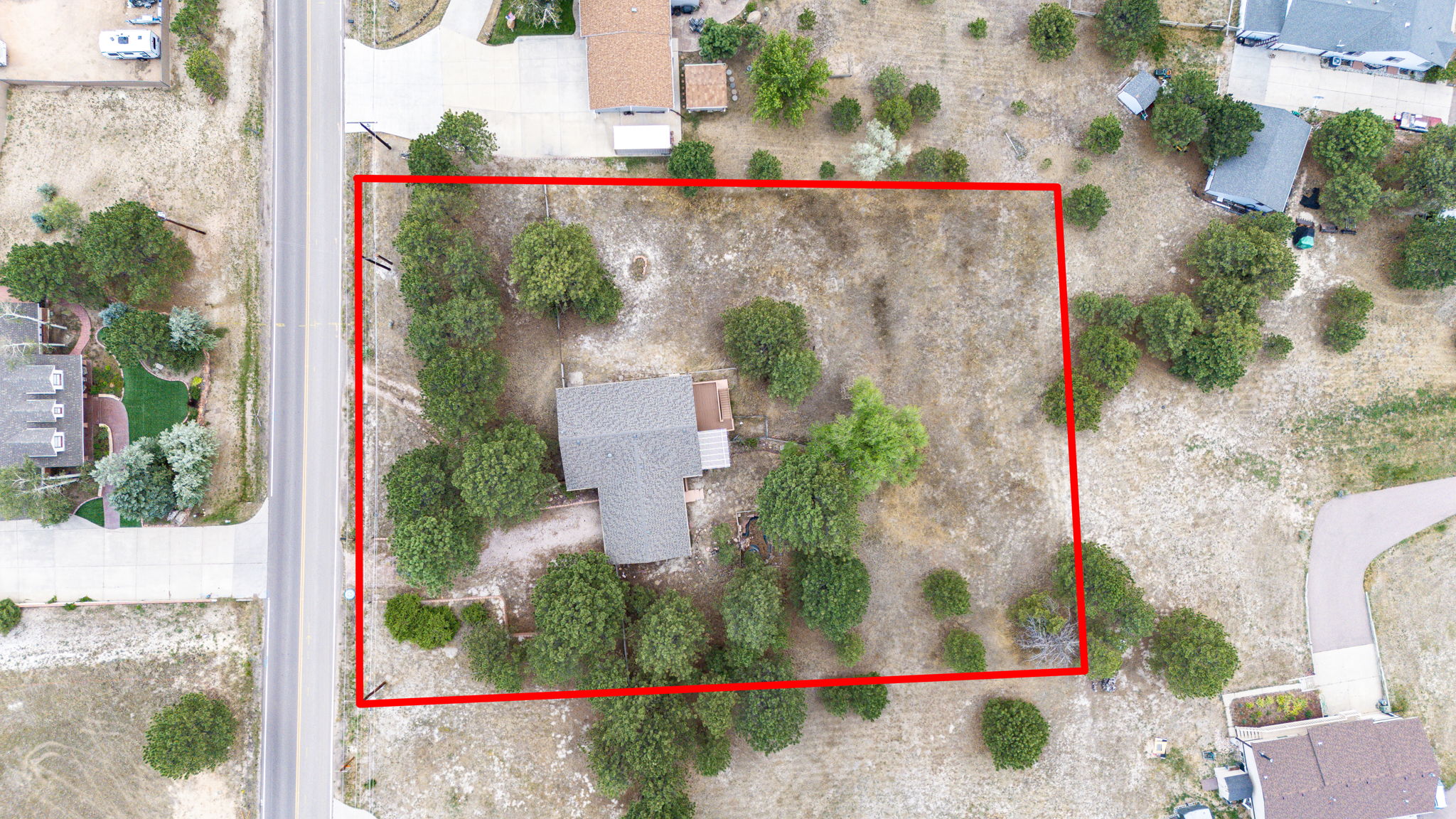 Property Lines are Approximate and not a survey