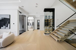  Photo 51
