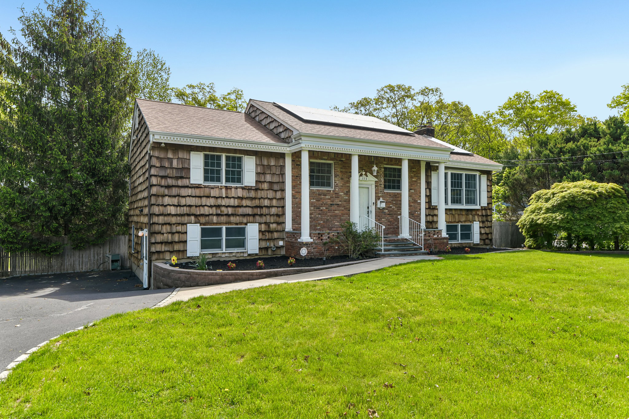 Cambon Ave-S1205-002.jpg