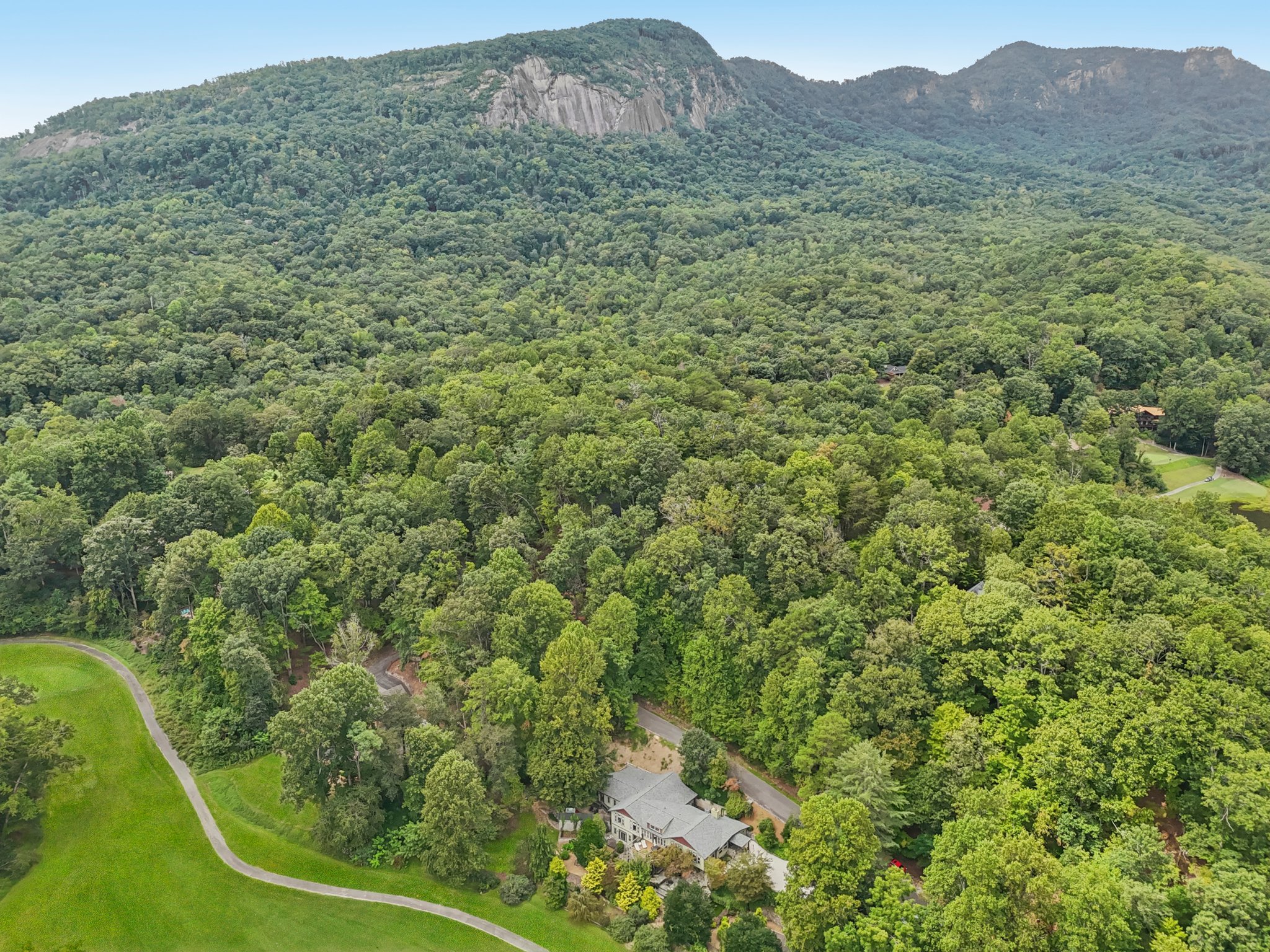 Ariel Mountains/Fairway