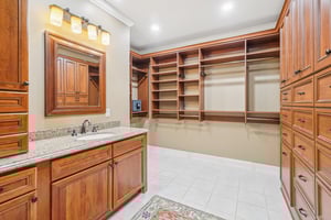 His Closet/Bath