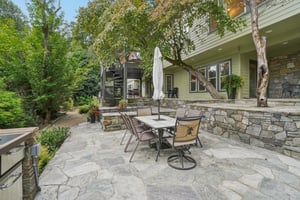 Outdoor Seating Kitchen Area
