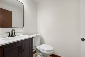  Photo 40