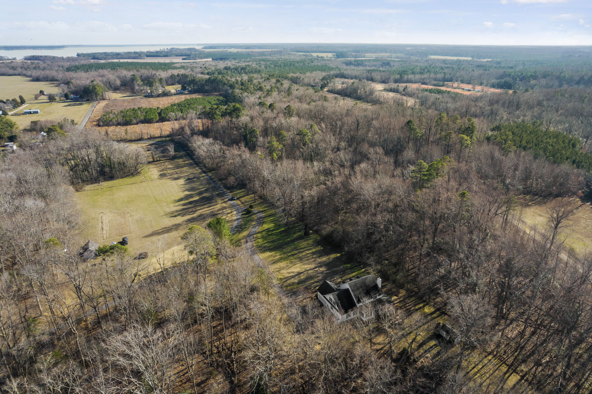 193 Parrotts Cove Rd, Water View, VA 23180, USA Photo 58