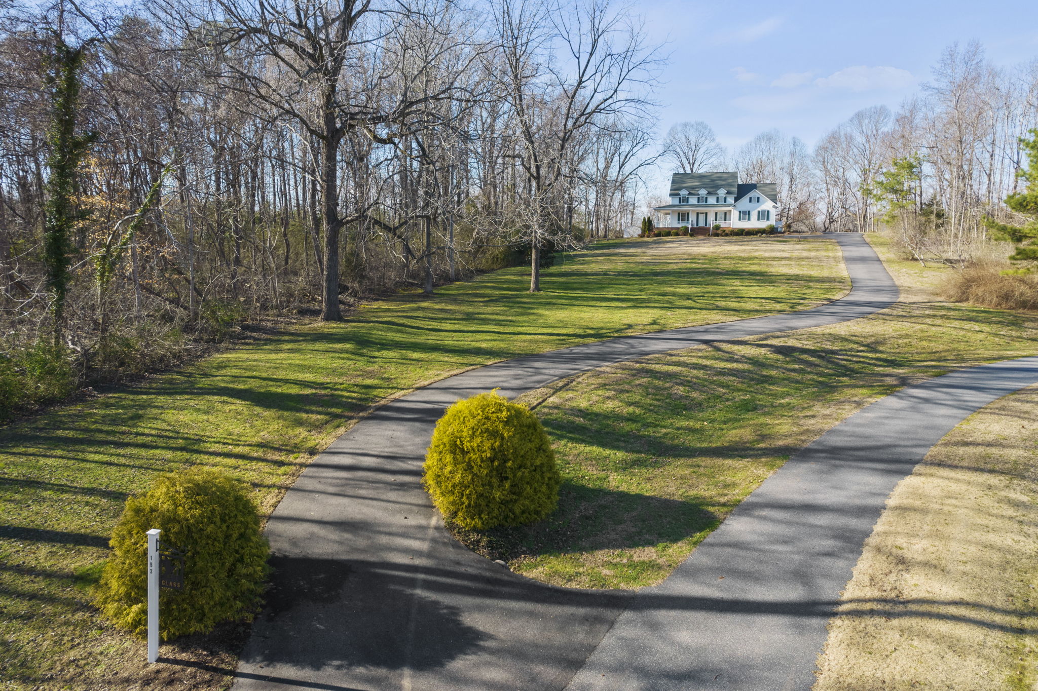 193 Parrotts Cove Rd, Water View, VA 23180, USA Photo 3