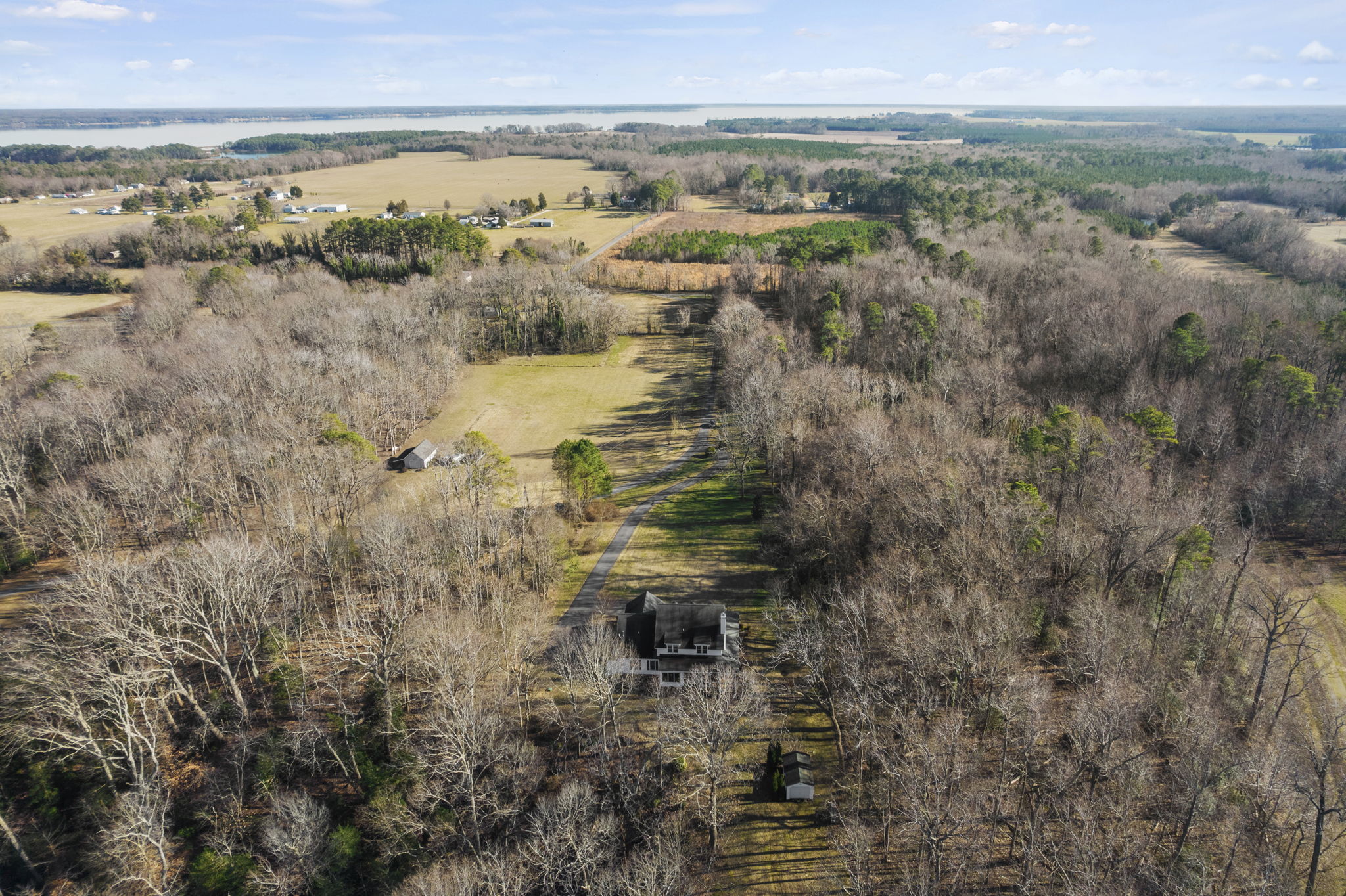 193 Parrotts Cove Rd, Water View, VA 23180, USA Photo 59