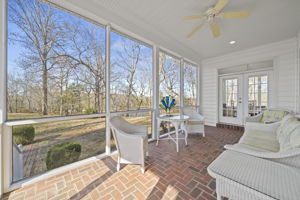 193 Parrotts Cove Rd, Water View, VA 23180, USA Photo 28