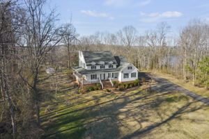 193 Parrotts Cove Rd, Water View, VA 23180, USA Photo 0