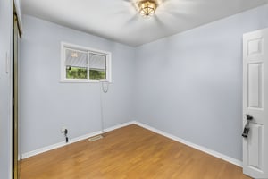 Pretties -24 furniture removed.jpeg