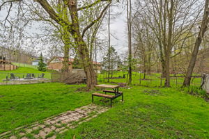  Photo 33