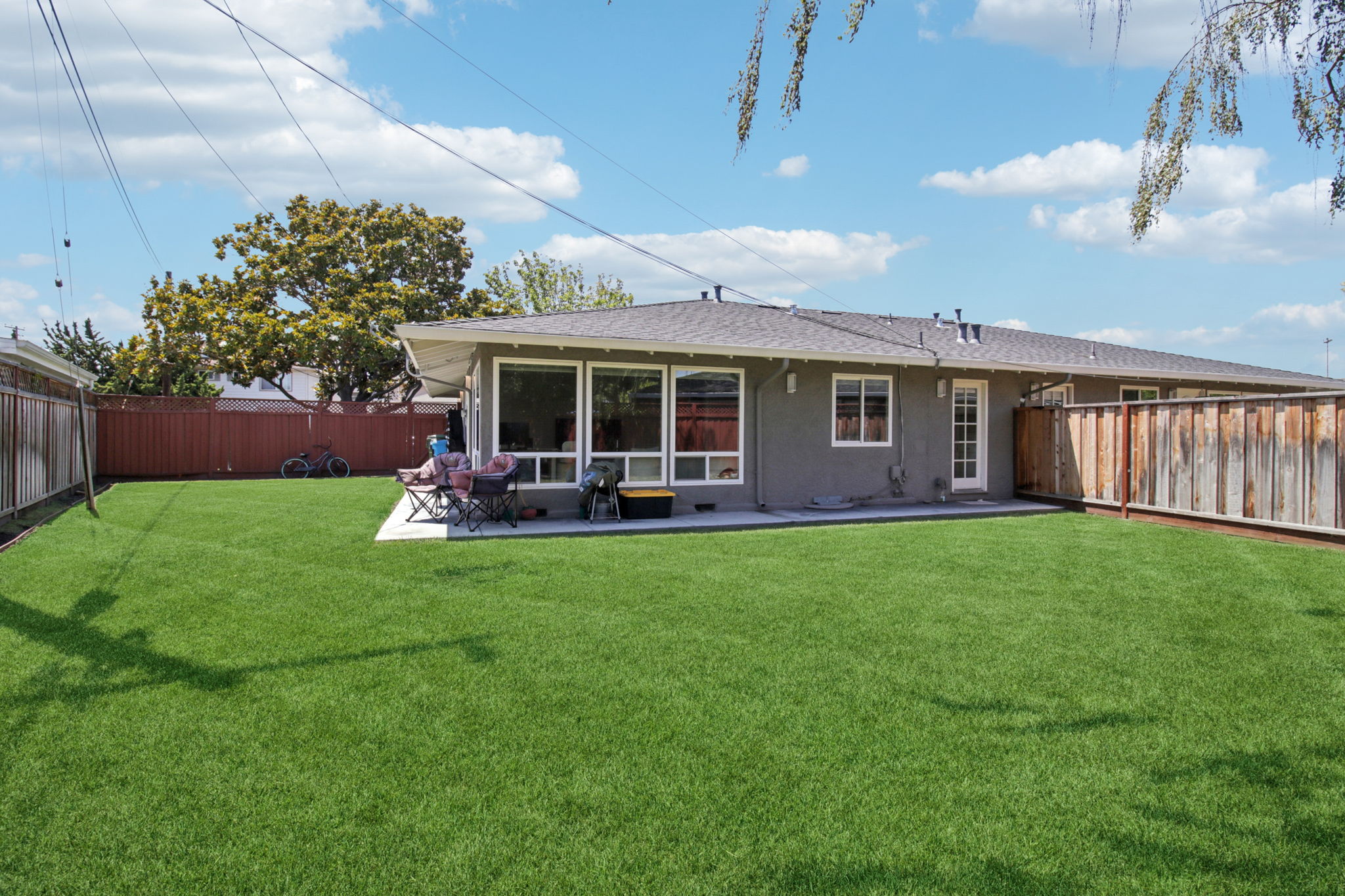 193 Roxbury St-L2506-049