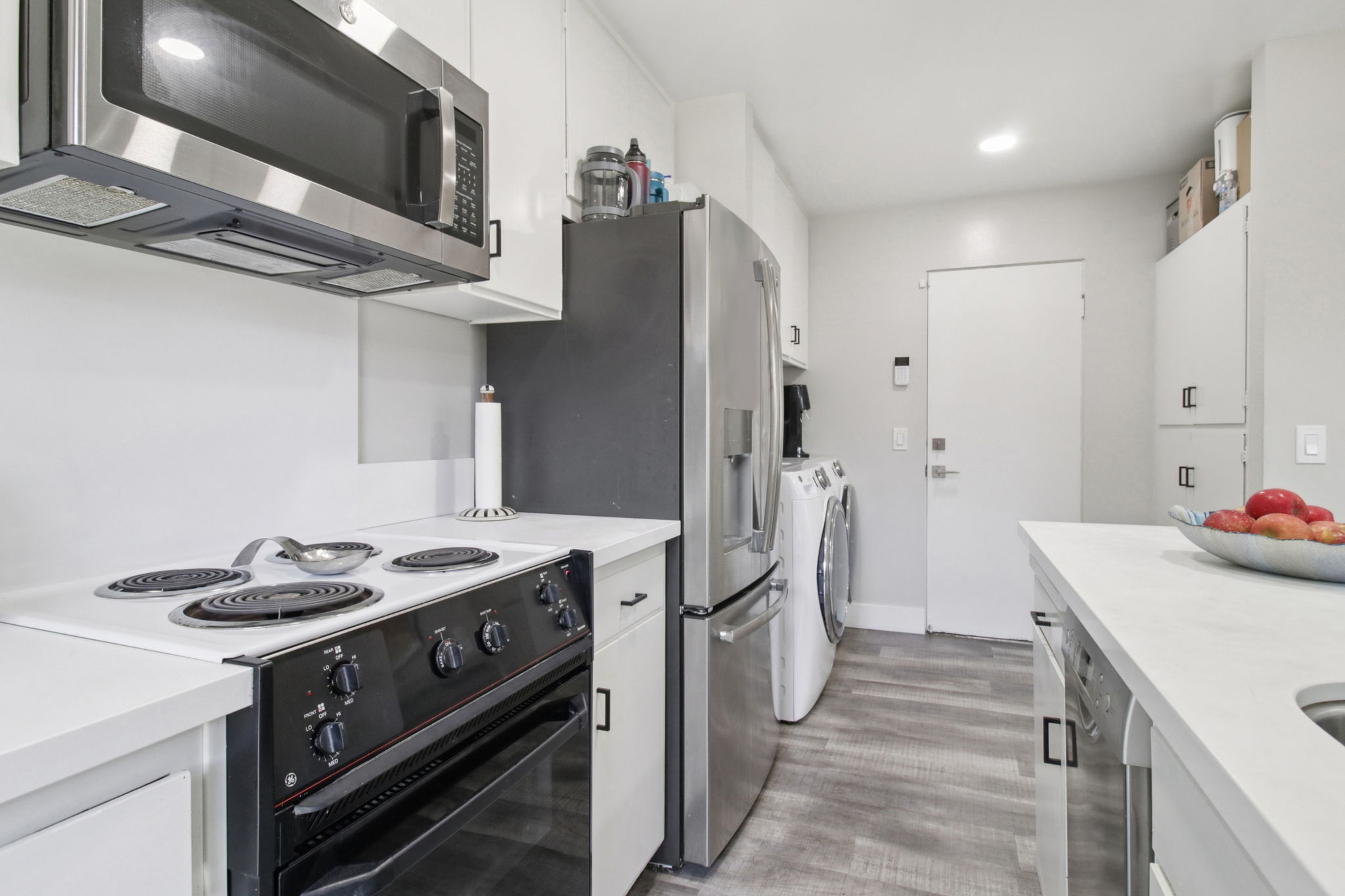 1214 Manchester Dr-L2506-021